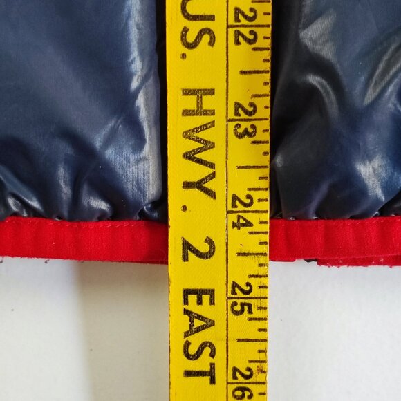 Tommy Hilfiger Sport Vest men's size M navy and red graphic on back, zip pockets - Picture 11 of 11